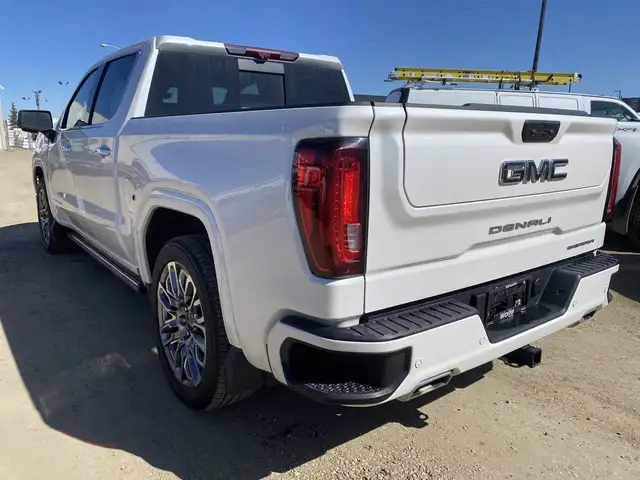 2023 GMC Sierra 1500 Denali Ultimate in Cars & Trucks in Edmonton - Image 7