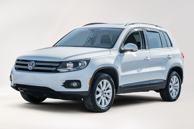 2017 Volkswagen Tiguan Wolfsburg Edition Awd / Cuir / Toit / Blu in Cars & Trucks in City of Montréal