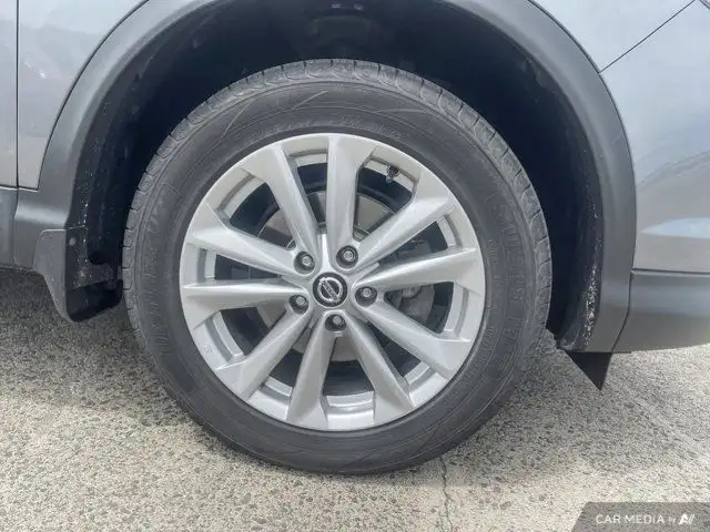 2019 Nissan Qashqai SV in Cars & Trucks in Dartmouth - Image 10