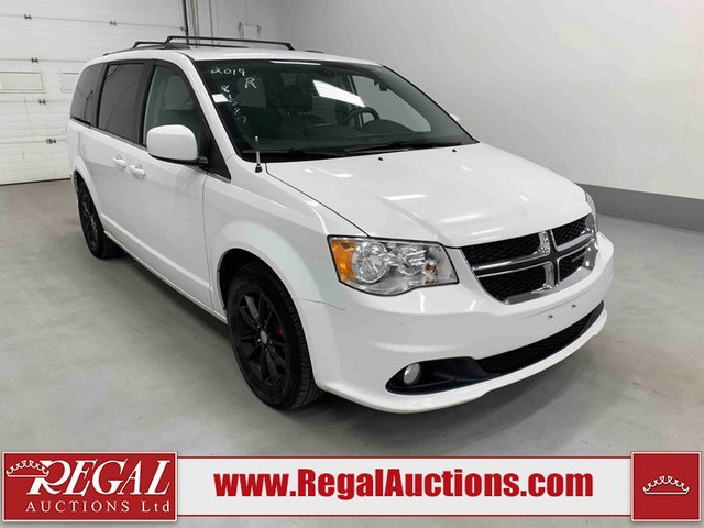 2019 DODGE GRAND CARAVAN SXT PREMIUM PLUS in Cars & Trucks in Calgary - Image 3