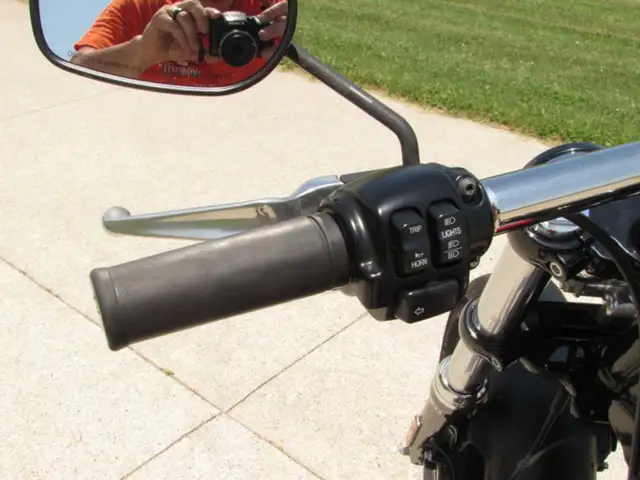 2014 Harley-Davidson FXR Dyna Touring FXDF Fat Bob in Sport Touring in Leamington - Image 28