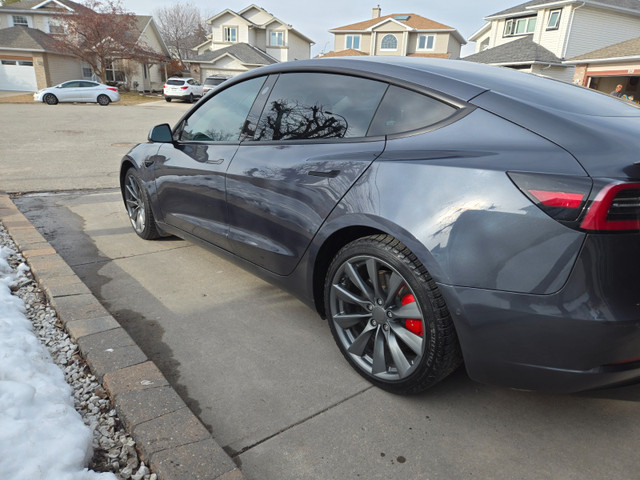 2021 Tesla Model 3 Performance in Cars & Trucks in Calgary - Image 2