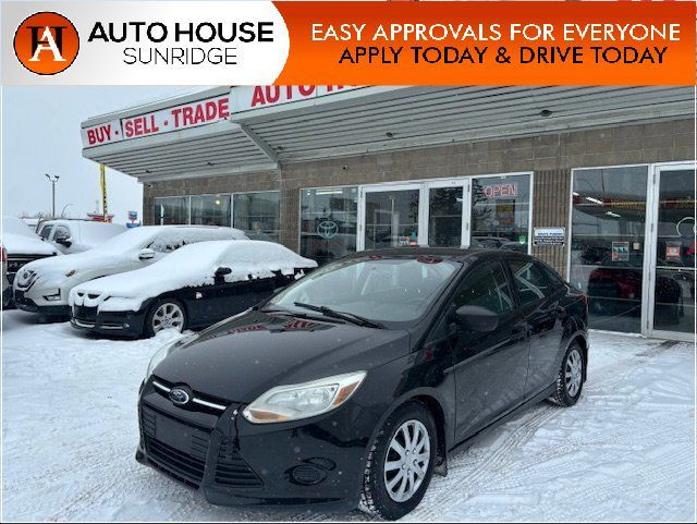  2014 Ford Focus S HEATED SEATS CRUISE CONTROL in Cars & Trucks in Calgary