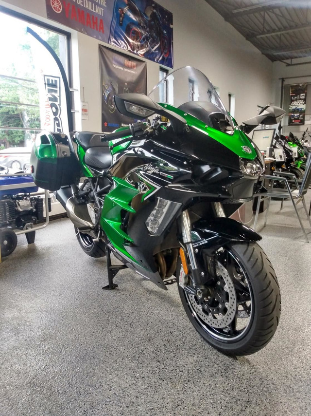 2023 Kawasaki NINJA H2 SX SE ( SUPERCHARGED ) in Touring in Laval / North Shore