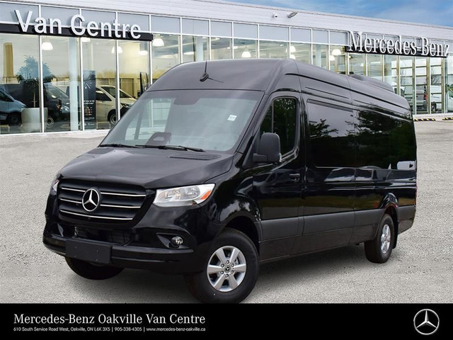 2025 Mercedes-Benz Sprinter Passenger Van in Cars & Trucks in Oakville / Halton Region
