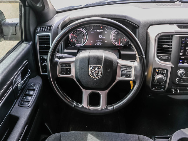 2021 RAM 1500 Classic SLT Warlock | GPS | Park Senses | Back-... in Cars & Trucks in London - Image 3
