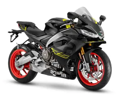SICK COLOR BRO! PRE-ORDER YOUR 2025 APRILIA TODAY! CALL/TEXT 403-230-1920 FOR INFO! 2025 Aprilia RS...