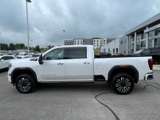 2024 GMC Sierra 2500HD in Cars & Trucks in Oakville / Halton Region - Image 2