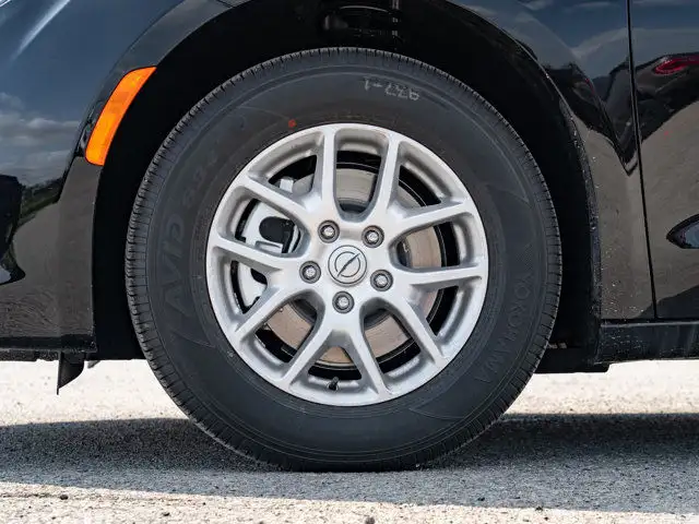 2025 Chrysler Grand Caravan SXT in Cars & Trucks in Barrie - Image 15