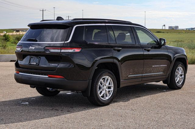 2025 Jeep Grand Cherokee L Laredo in Cars & Trucks in Strathcona County - Image 4