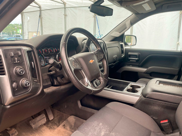 2017 Chevrolet Silverado 1500 LT Z71 CREW V8 4X4 *NAV* AUDIO BOS in Cars & Trucks in Laurentides - Image 3
