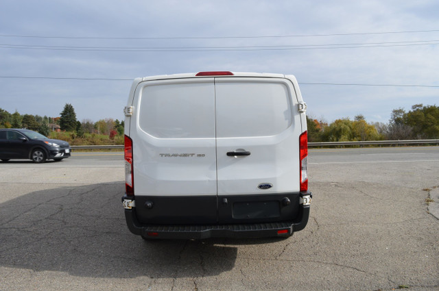 2016 Ford Transit T-150 148" Low Rf 8600 GVWR Swing-Out RH Dr in Cars & Trucks in Markham / York Region - Image 4