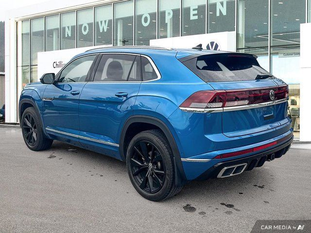 2024 Volkswagen Atlas Cross Sport Execline in Cars & Trucks in Chilliwack - Image 3