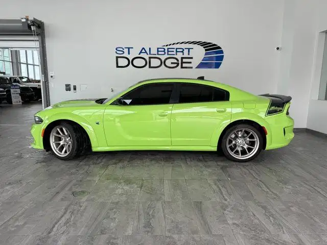 2023 Dodge Charger Scat Pack 392 Widebody dans Autos et camions dans Saint-Albert - Image 3