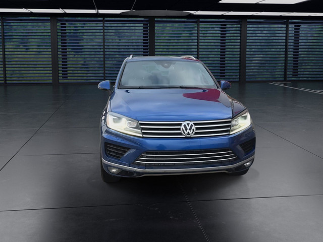 2017 Volkswagen Touareg 3.6L Wolfsburg Edition l One Owner l Tow in Cars & Trucks in Calgary - Image 3