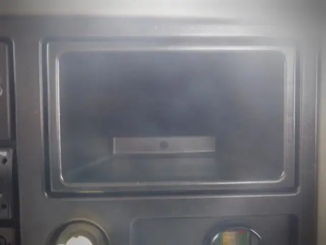 2012 international DuraStar 4300 Welding Service Truck with Air  in Heavy Trucks in Richmond - Image 33