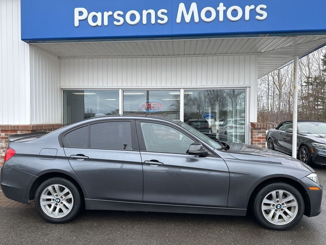  2013 BMW 3 Series 328i xDrive in Cars & Trucks in Annapolis Valley - Image 2