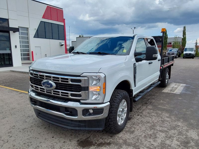 2023 Ford Super Duty F-350 SRW in Cars & Trucks in Calgary