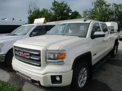 See Dealer Website for Details. 2015 GMC Sierra 1500 SLE crewcab 4x4 financement **CONTENT AUTO SPÉC...