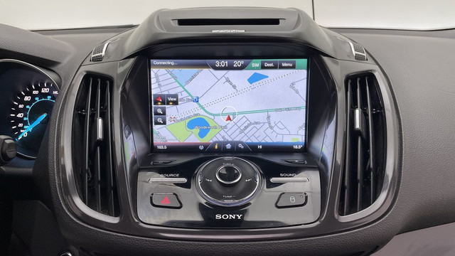 2014 Ford Escape Titanium 4WD - Navigation, Panoramic Roof, Leat dans Autos et camions  à Winnipeg - Image 4