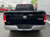 DIAMOND BLACK CRYSTAL PEARL, DIESEL GREY/BLACK PREMIUM CLOTH 40/20/40 FRONT BENCH SEAT, WHEELS: 20 X... (image 4)