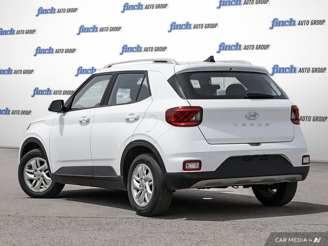 2022 Hyundai Venue Preferred alloy wheels | apple car play |... in Cars & Trucks in London - Image 4