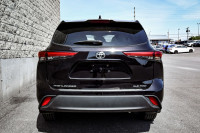 Sunroof, Power Liftgate, Softex Seats, Heated Seats, Apple CarPlay! 6 LOCATIONS KINGSTON - (613) 384... (image 4)