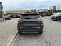 2023 Jeep Compass 4X4 - Touch screen - Backup camera - Sirius XM - Bluetooth - Steering wheel mounte... (image 4)