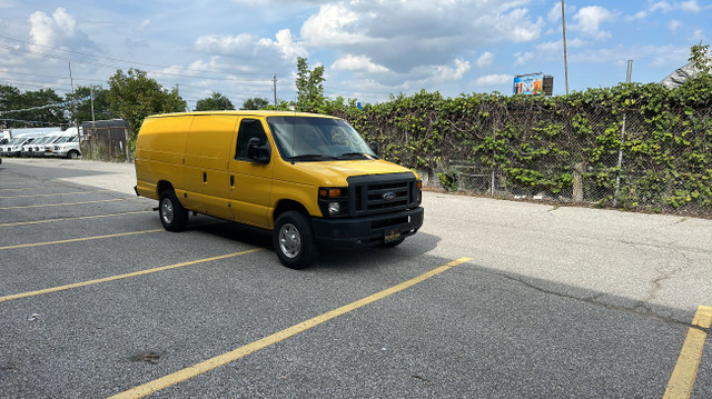2014 Ford Econoline Cargo Van ESTENDED *** LOW KM’S *** READ FOR in Cars & Trucks in City of Toronto - Image 4