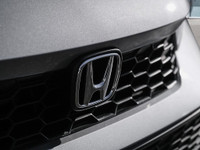Engine: 2L 4cyl. L/100Km City: 0.0 L/100Km Hwy: 0.0 (image 9)