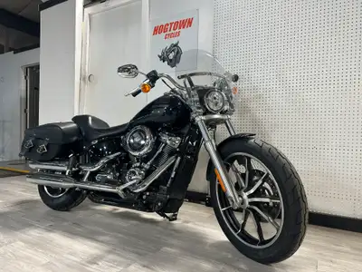 2019 Low Rider Softail, New Tires, Quick Attach Windshield, Leather Saddle Bags With Supports, Cruis...