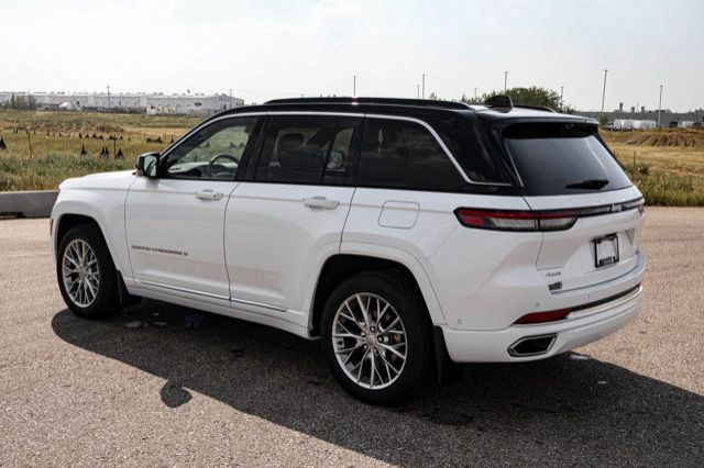 2025 Jeep Grand Cherokee Summit in Cars & Trucks in Strathcona County - Image 2