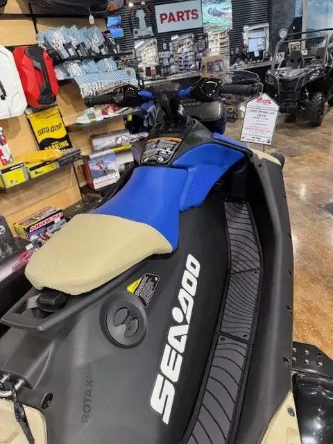 2025 Sea Doo Spark 1up Trixx w/Sound in Personal Watercraft in St. Albert - Image 5