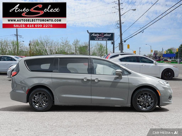 2021 Chrysler Pacifica Touring-L "S" Sport - Apple Carplay -... in Cars & Trucks in City of Toronto - Image 3