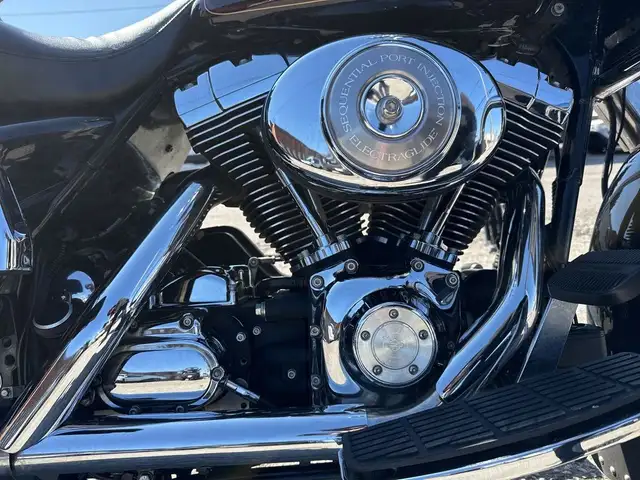 2001 Harley-Davidson Electra Glide Classic ~ ELECTRA GLIDE ~ 88C in Sport Touring in City of Toronto - Image 26