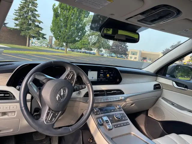 2021 Hyundai Palisade Luxury 8 Passenger leather seats with h... in Cars & Trucks in London - Image 8