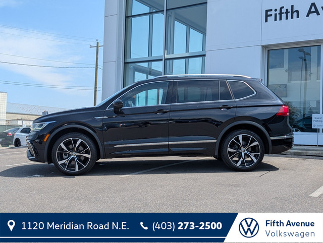 2022 Volkswagen Tiguan Highline R-Line 4MOTION for sale in Cars & Trucks in Calgary - Image 3