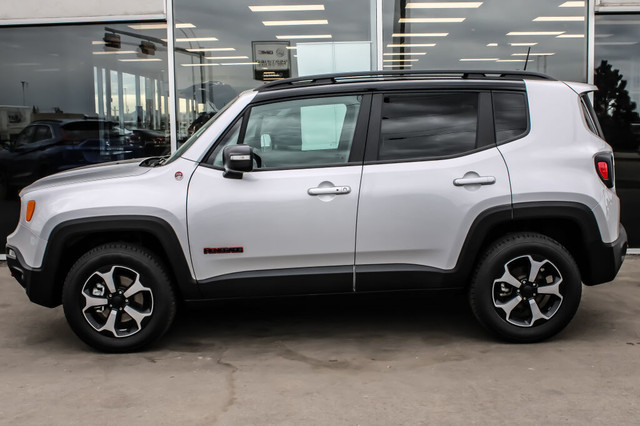 2021 Jeep Renegade Trailhawk - one owner - no accidents in Cars & Trucks in Edmonton - Image 3