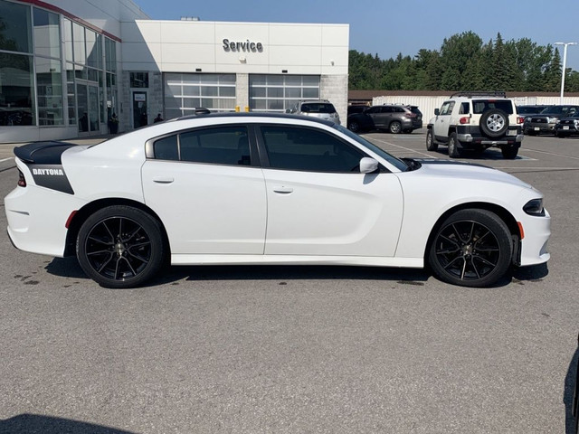 2020 Dodge Charger R/T Daytona 5.7L Hemi *Track Pack,Mags 20po in Cars & Trucks in Laval / North Shore - Image 3