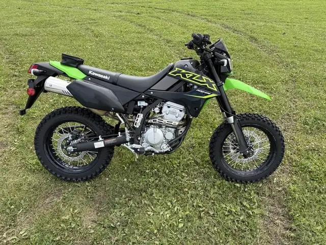2021 Kawasaki KLX300SM in Dirt Bikes & Motocross in St. Albert - Image 2
