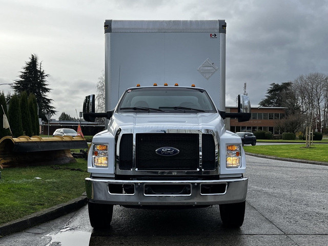 2022 Ford F750 24 Foot Cube Van with Powered Tailgate Powerstrok in Cars & Trucks in Delta/Surrey/Langley - Image 3