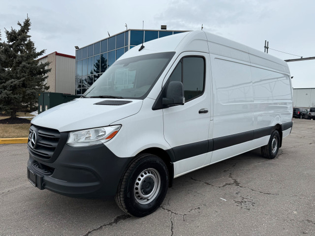 2019 Mercedes-Benz Sprinter Cargo Van MERCEDES Sprinter 2500 - C in Cars & Trucks in Oakville / Halton Region
