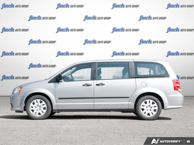 2016 Dodge Grand Caravan SE/SXT DUAL ZONE A/C | FUEL ECONOMIZ... in Cars & Trucks in London - Image 4