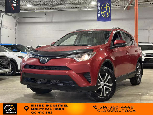 2017 TOYOTA RAV4 LE in Cars & Trucks in City of Montréal