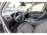 CLEAN CARFAX, NICE VEHICLE! - Backup Camera - Bluetooth - Apple CarPlay & Android Auto - Heated Seat... (image 5)