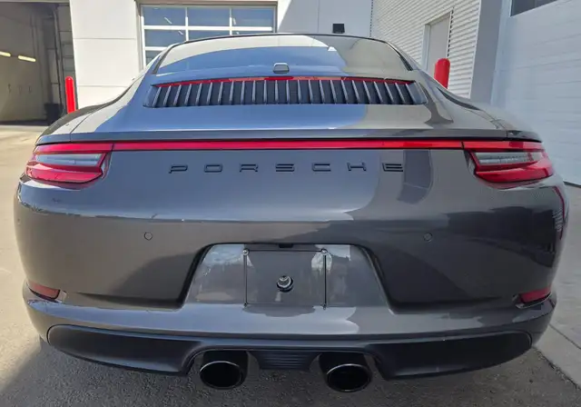 2019 Porsche 911 Carrera 4 **NO ACCIDENTS**LOW KMS**AWD**370H... in Cars & Trucks in Grande Prairie - Image 6