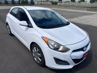 WE ARE OPEN 7 DAYS A WEEK !! BEST ON GAS ONLY 4 CYLINDERS ENGINE CHEAP ON INSURANCE EXTENDED WARRANT... (image 7)