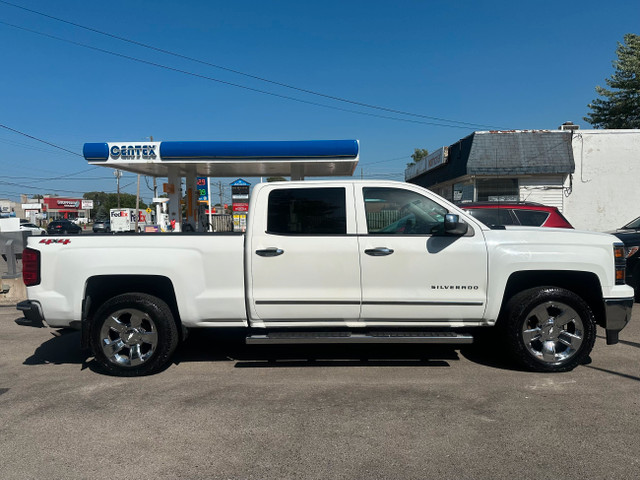 2014 CHEVROLET SILVERADO 1500 LTZ CREW CAB 4X4 5.3L V8 CERTIFIED in Cars & Trucks in Hamilton - Image 4