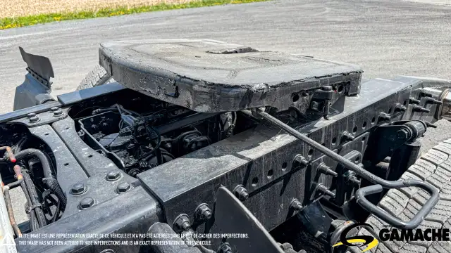 2017 FREIGHTLINER CASCADIA CA113DC DAY CAB in Heavy Trucks in Chilliwack - Image 11