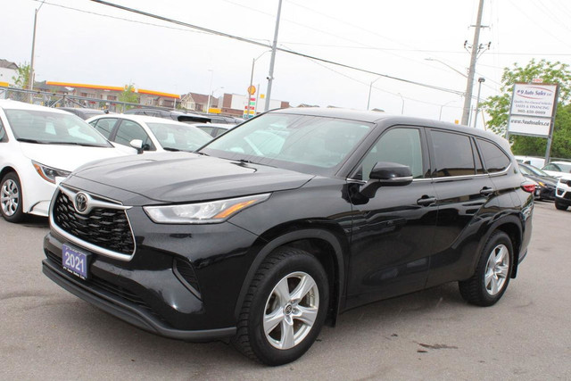 2021 Toyota Highlander LE AWD V6 in Cars & Trucks in Mississauga / Peel Region - Image 3
